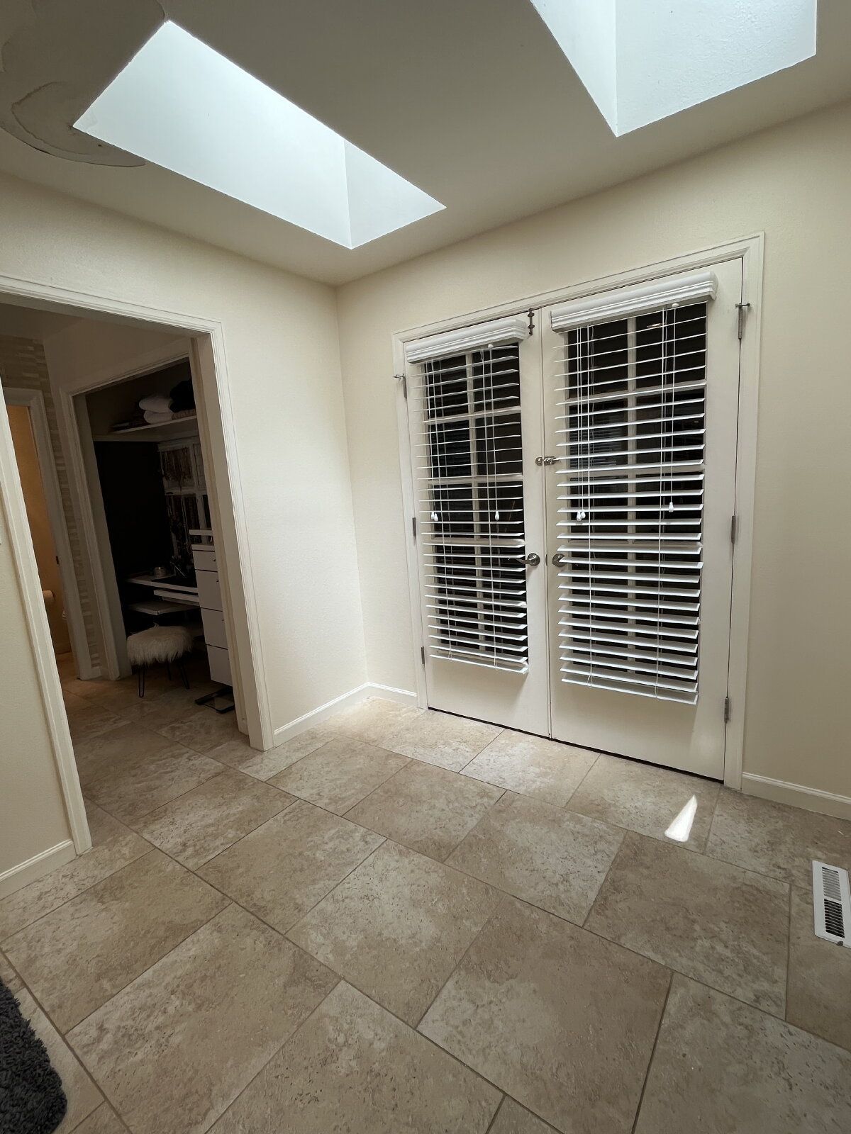 Gallery Image 38