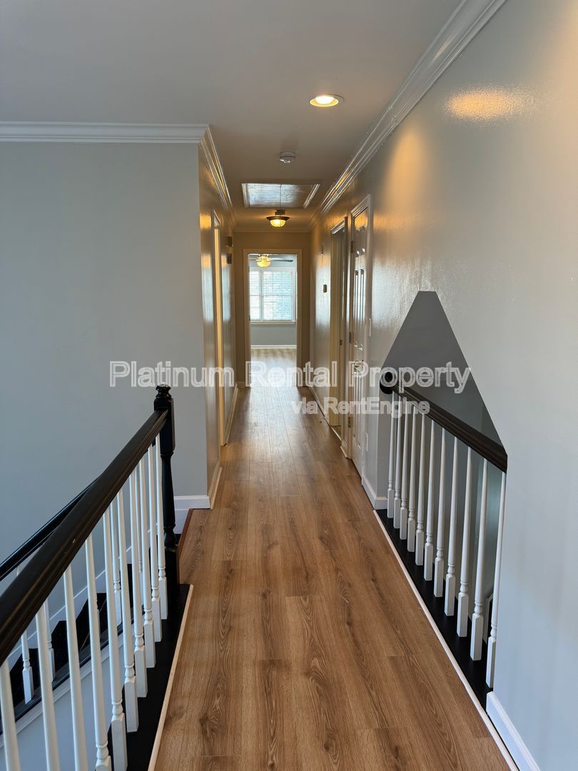 Gallery Image 28