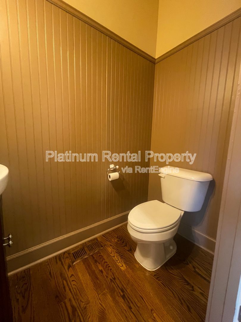Gallery Image 18