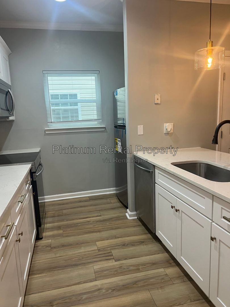 Gallery Image 17