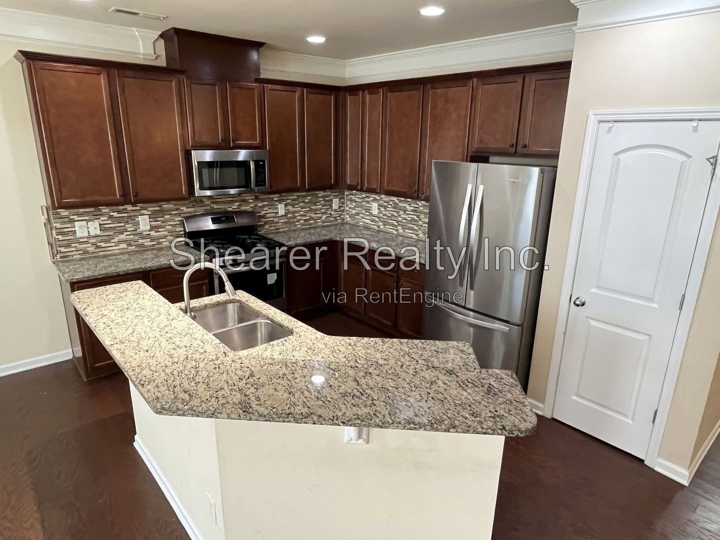 Gallery Image 18