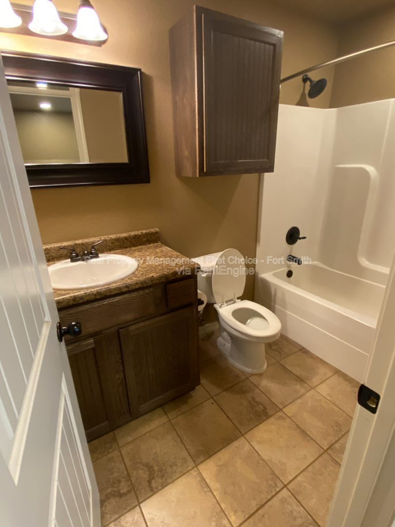 Gallery Image 10
