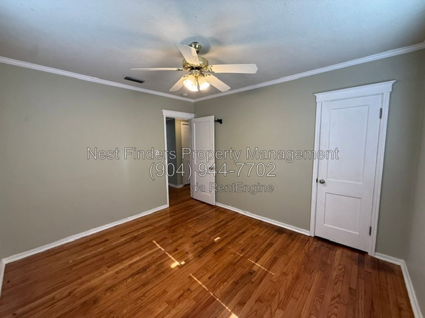 Gallery Image 17