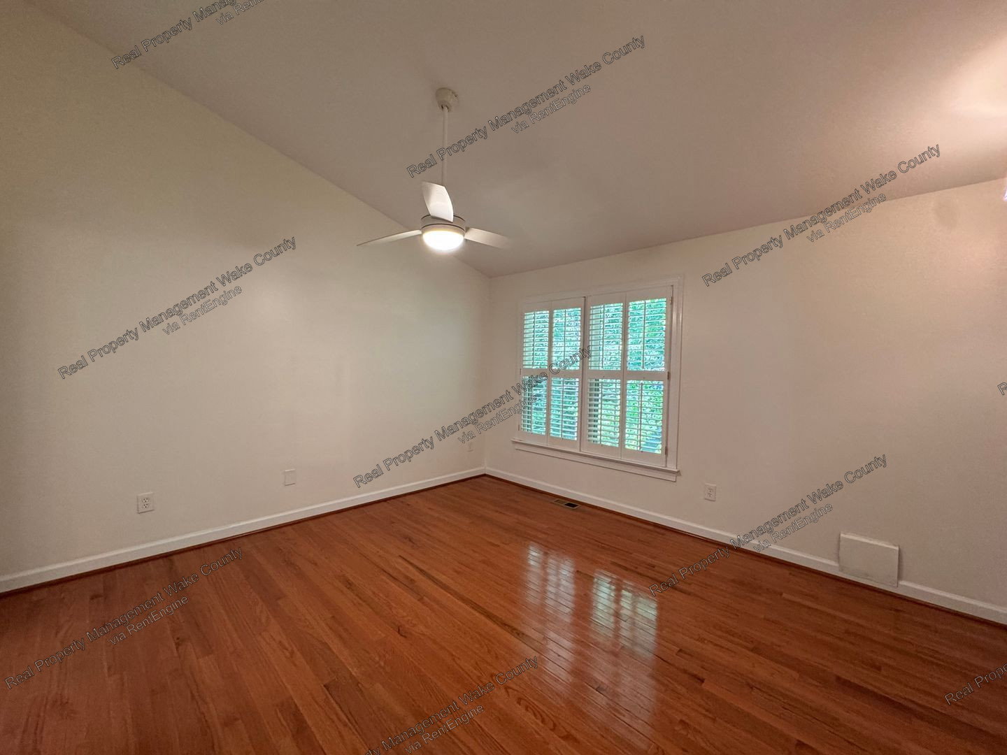 Gallery Image 23