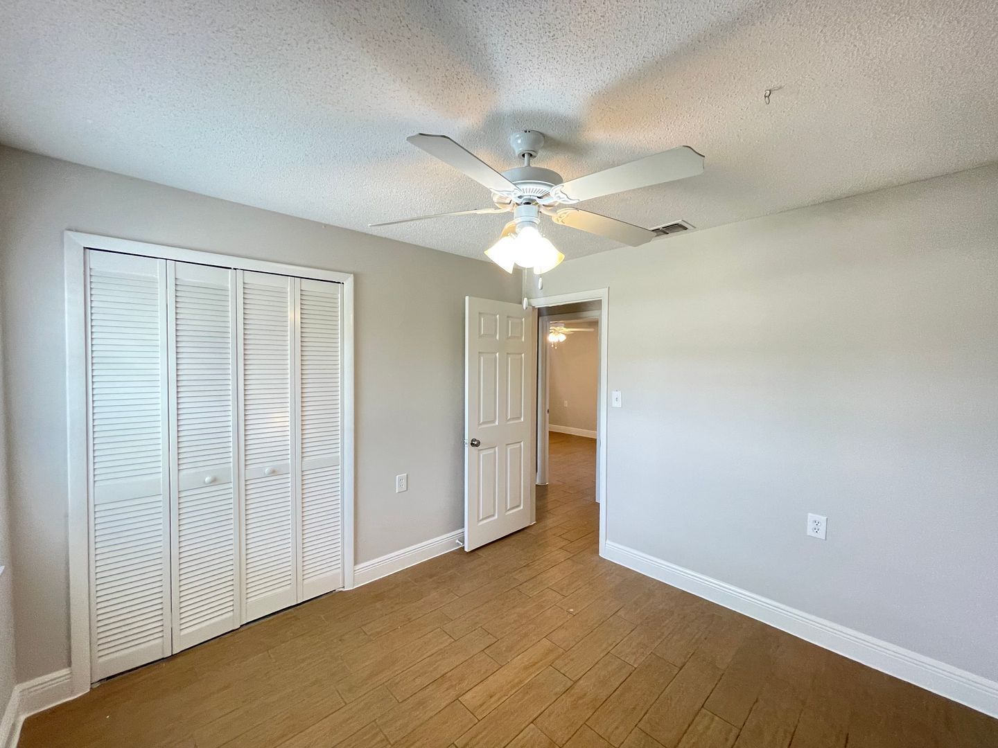 Gallery Image 19