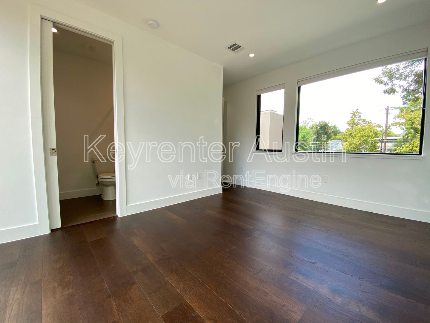 Gallery Image 35