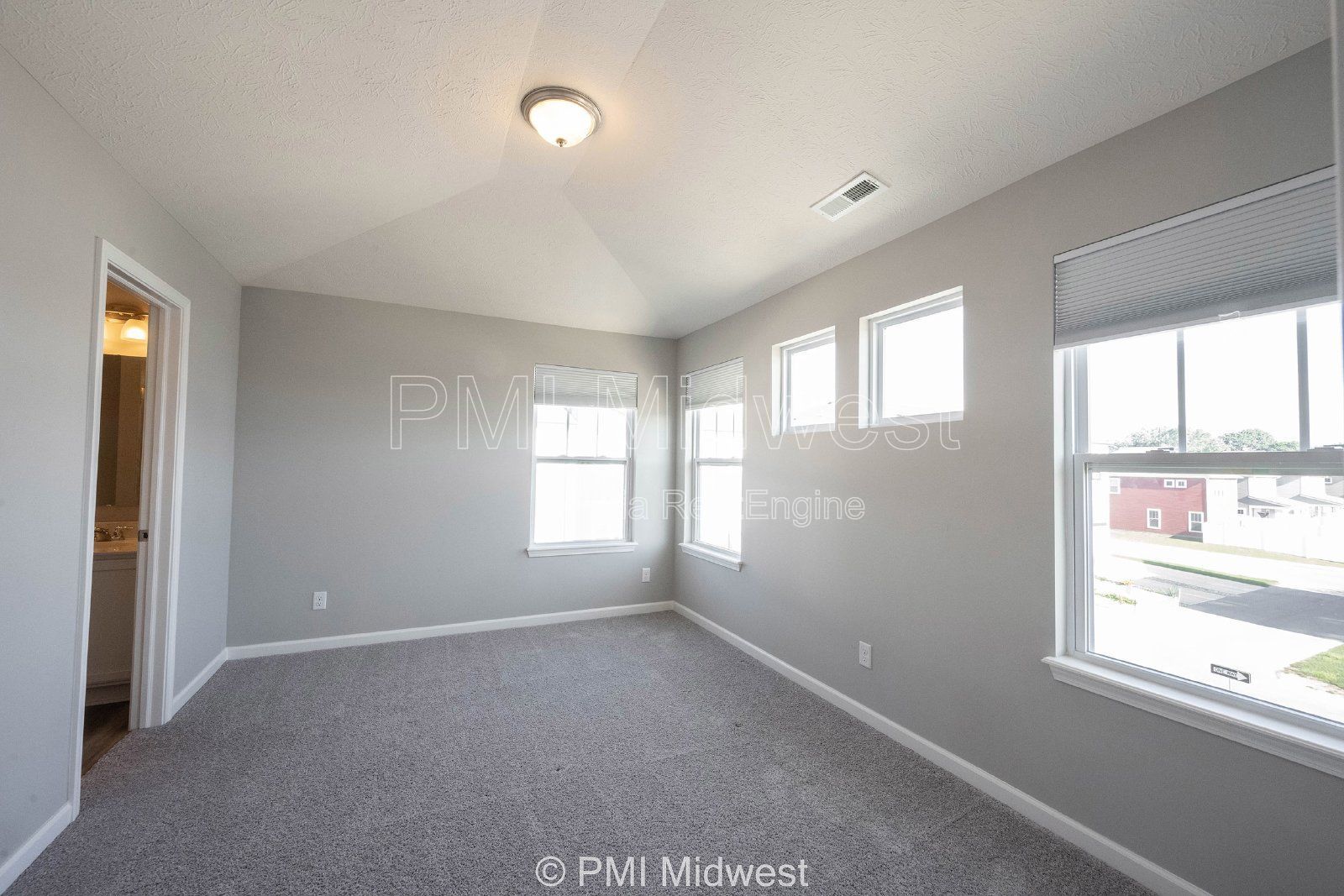 Gallery Image 26