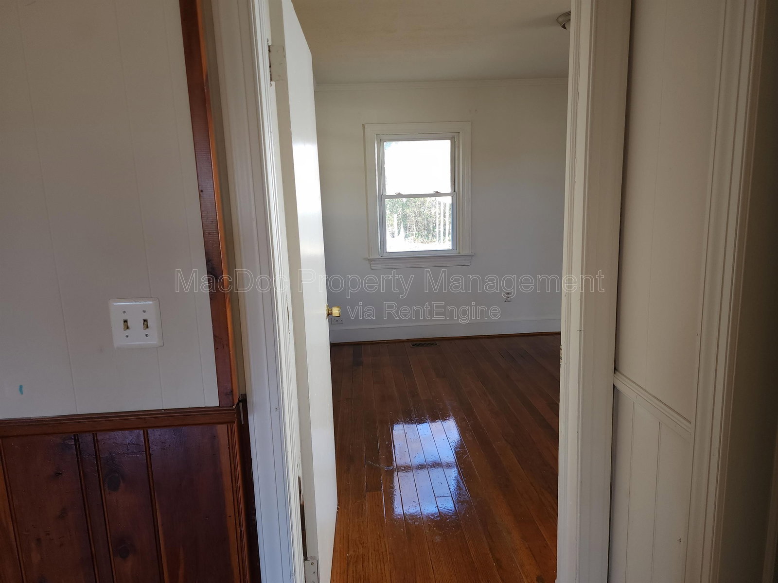 Gallery Image 16