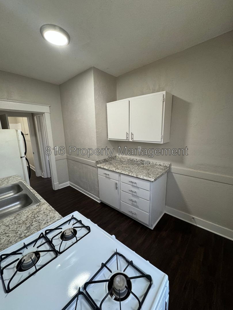 Gallery Image 15