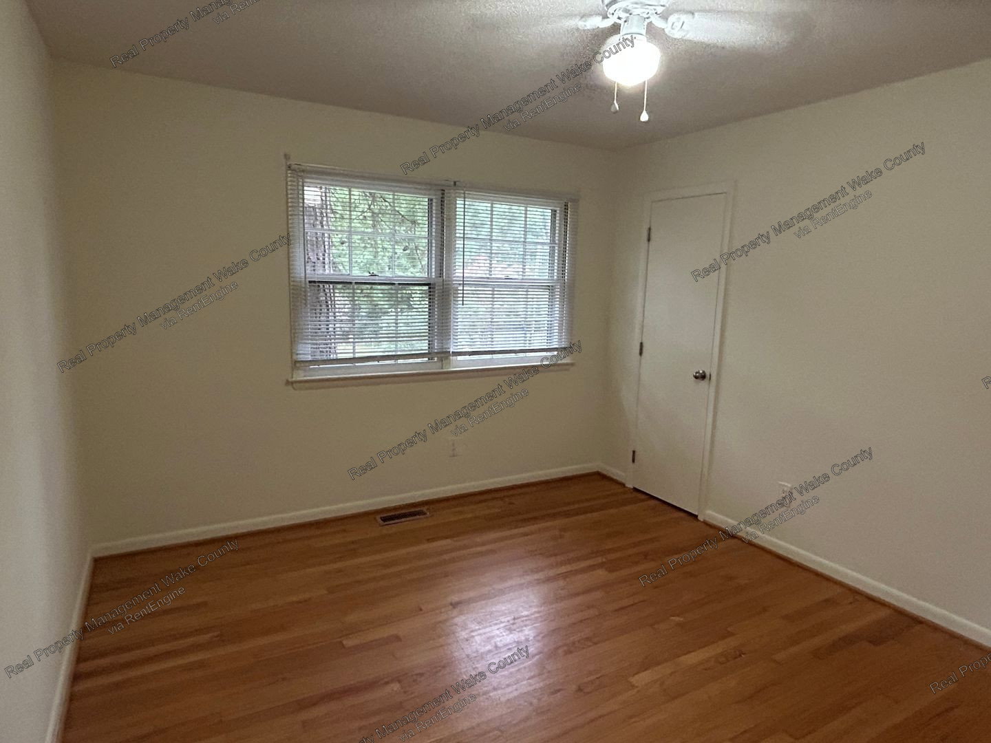 Gallery Image 30