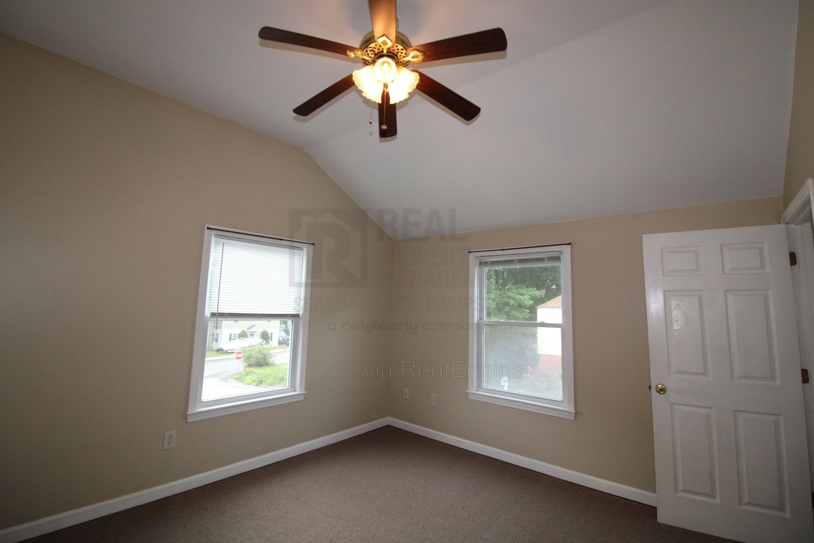 Gallery Image 19