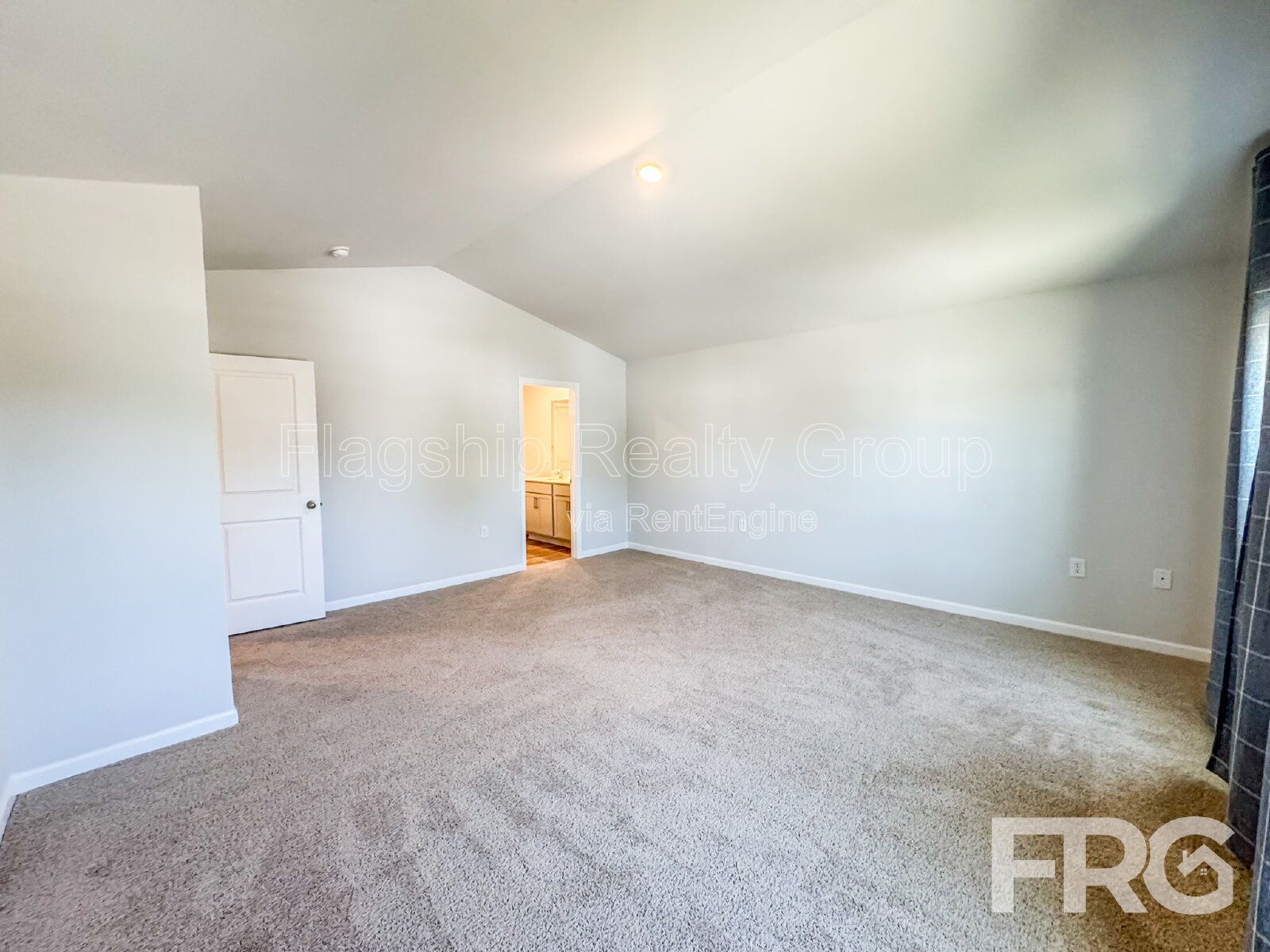 Gallery Image 30