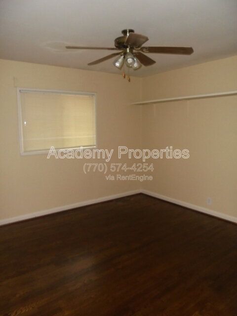 Gallery Image 9