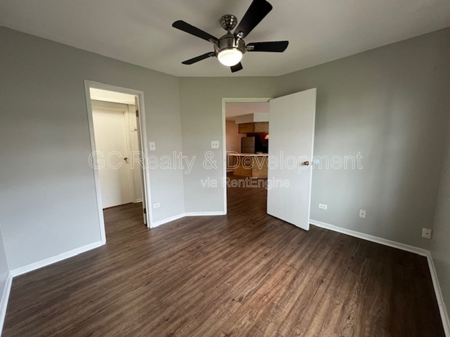 Gallery Image 14