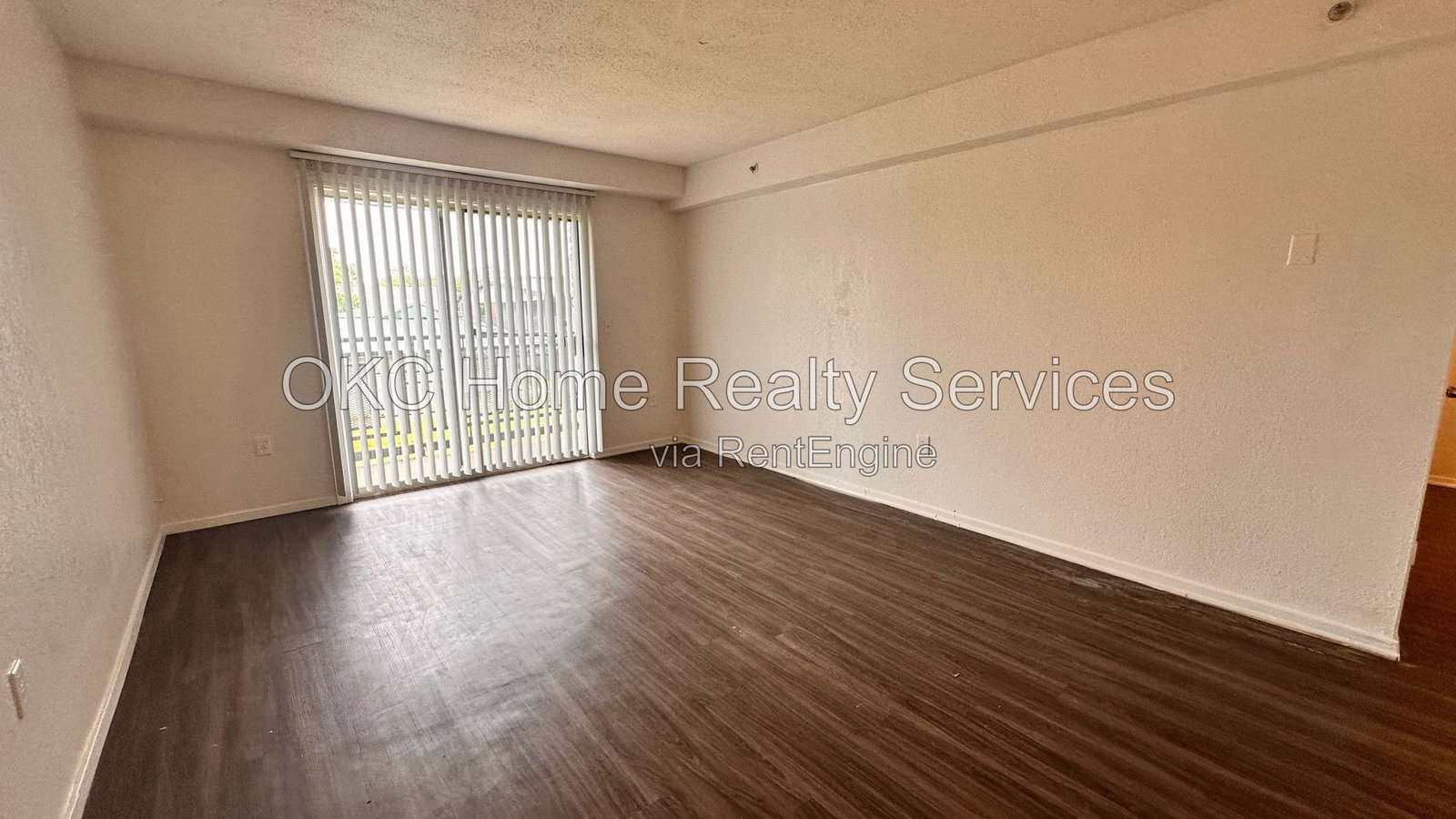 Gallery Image 0