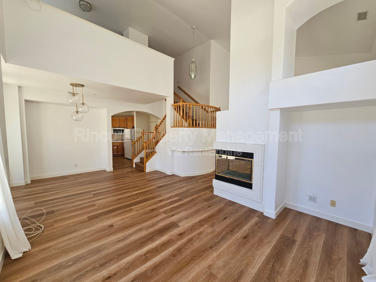 Gallery Image 16
