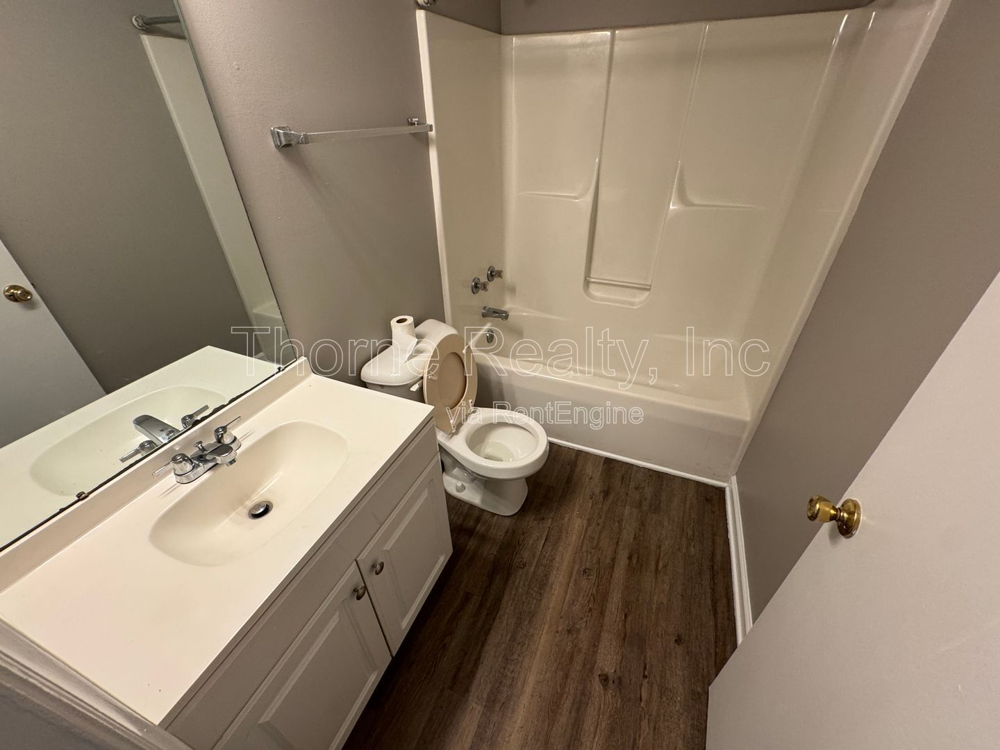 Gallery Image 14