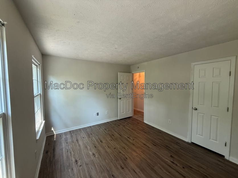 Gallery Image 28