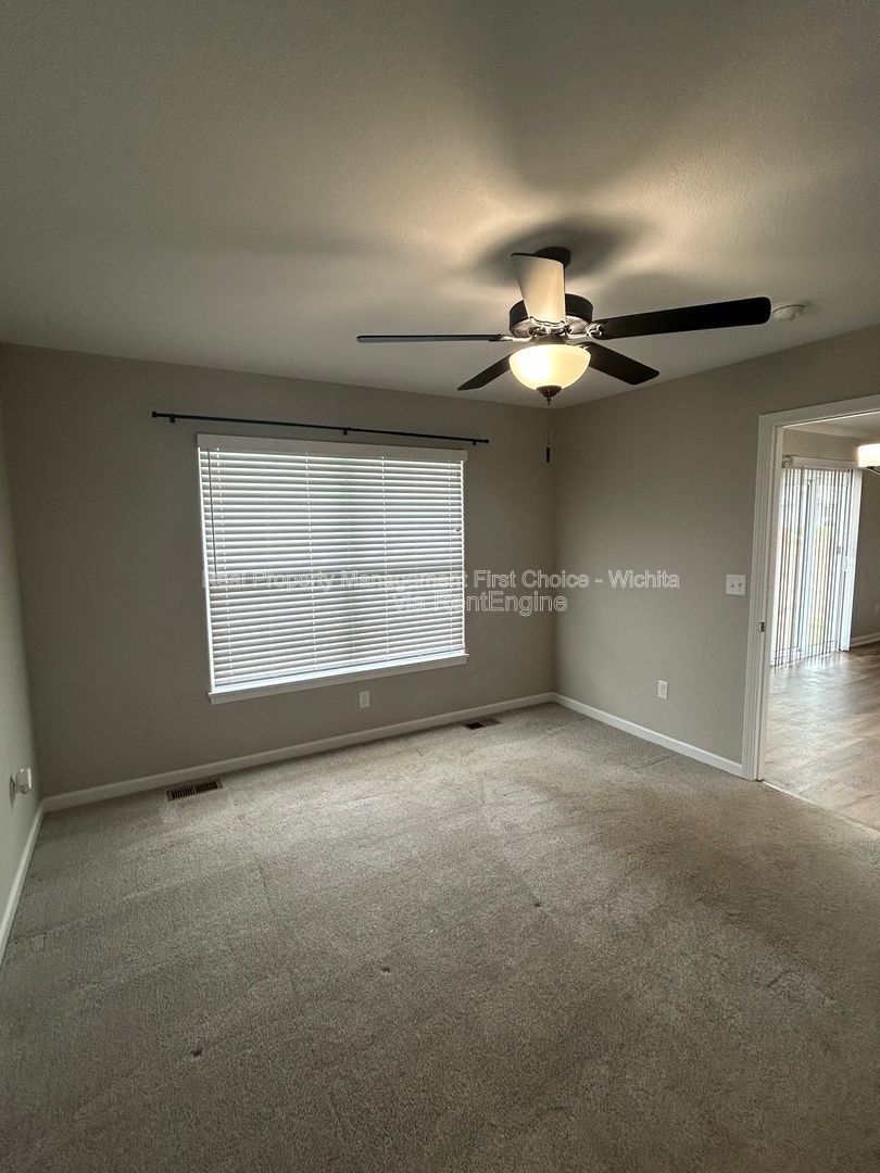 Gallery Image 16