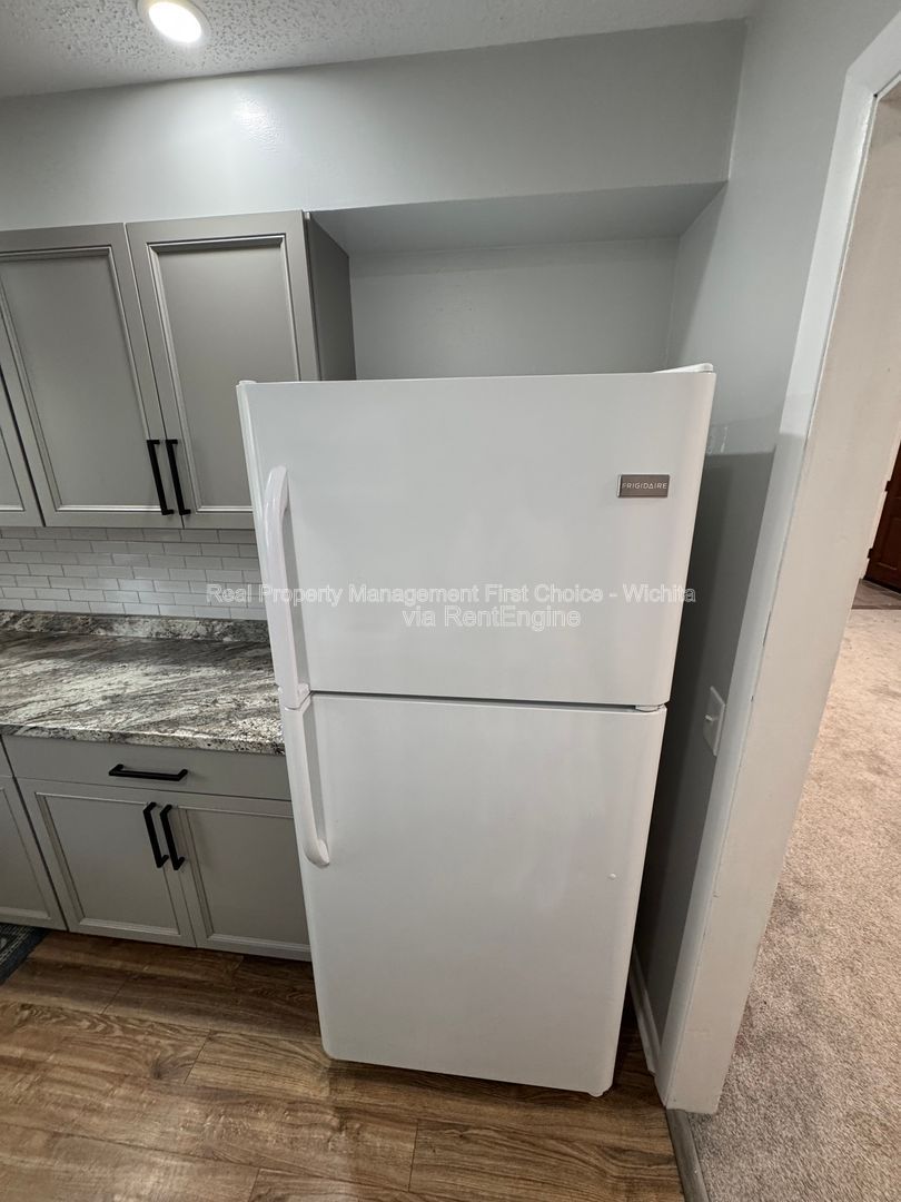 Gallery Image 12