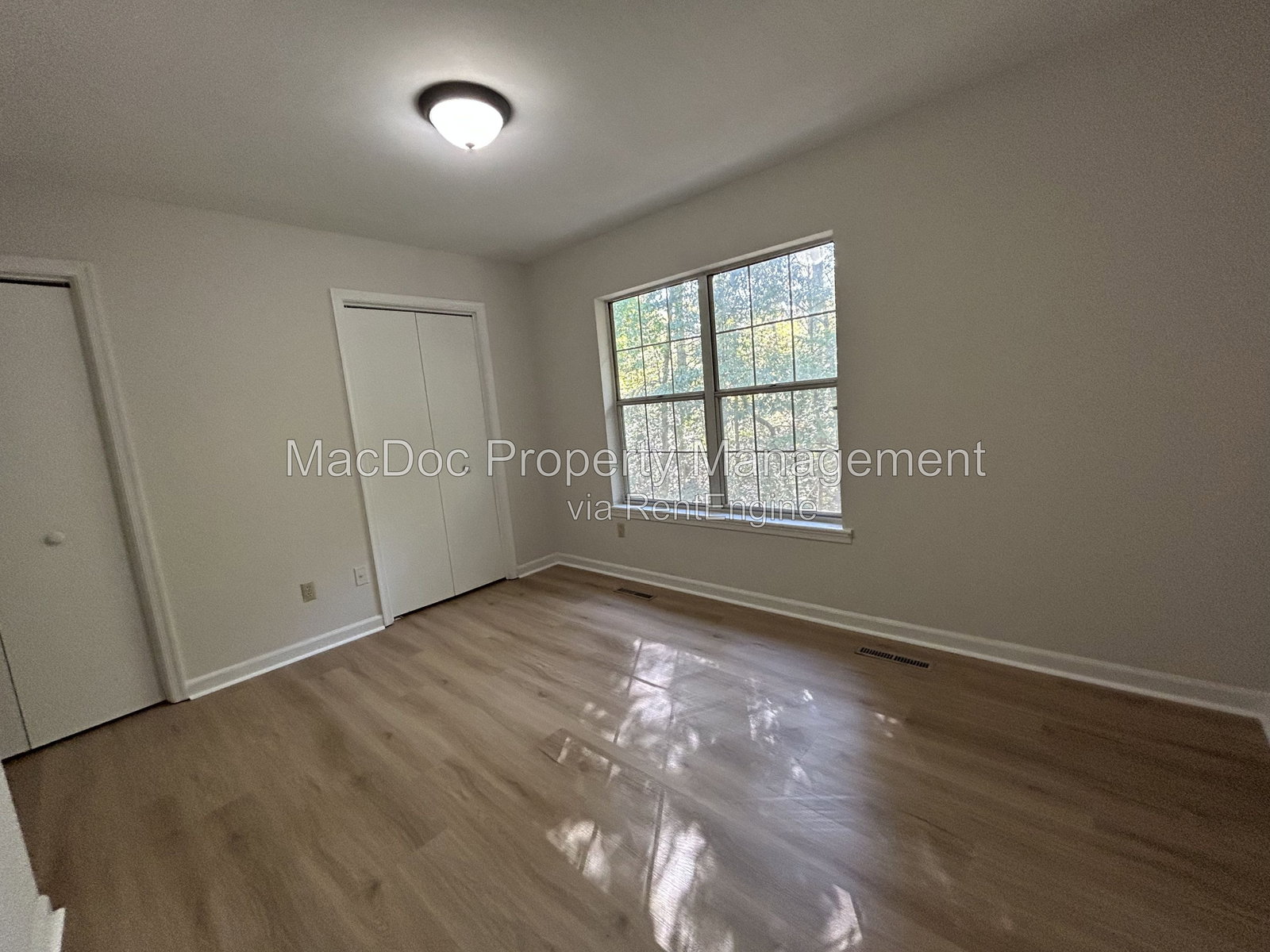Gallery Image 19