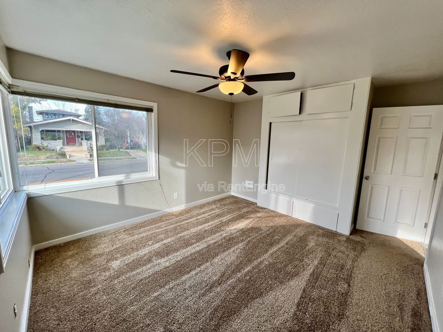 Gallery Image 16