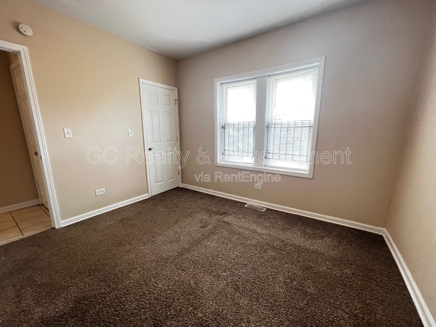 Gallery Image 17
