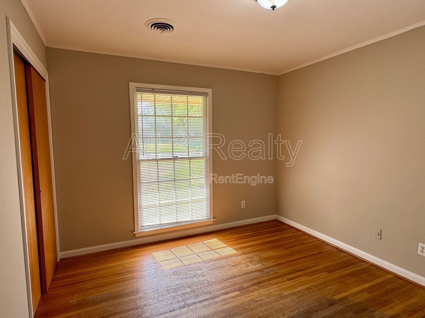 Gallery Image 23