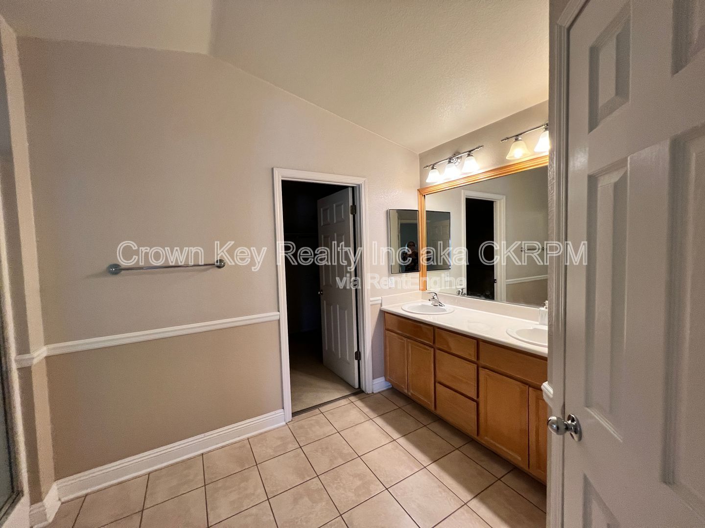 Gallery Image 20