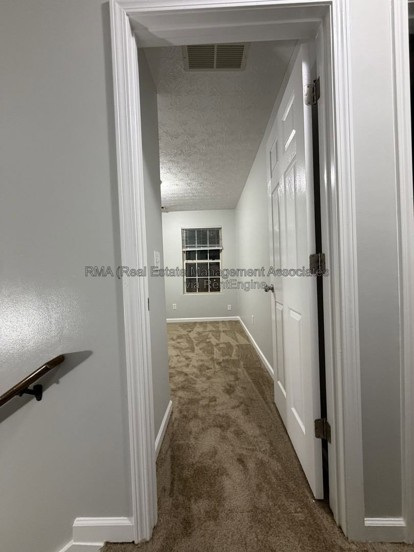 Gallery Image 18