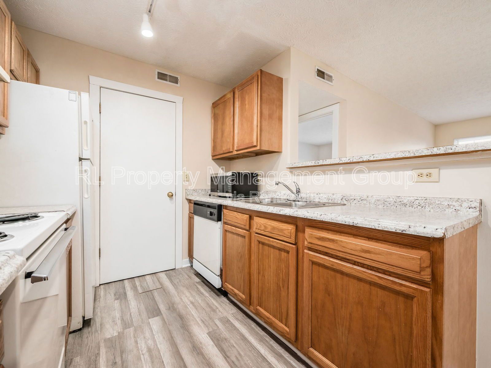 Gallery Image 17