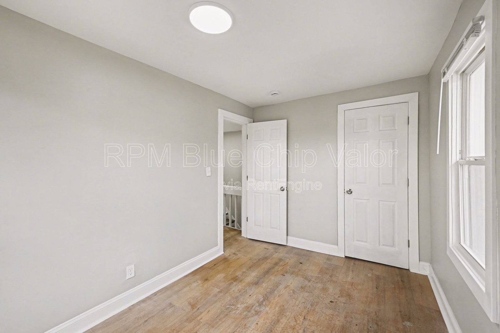 Gallery Image 16