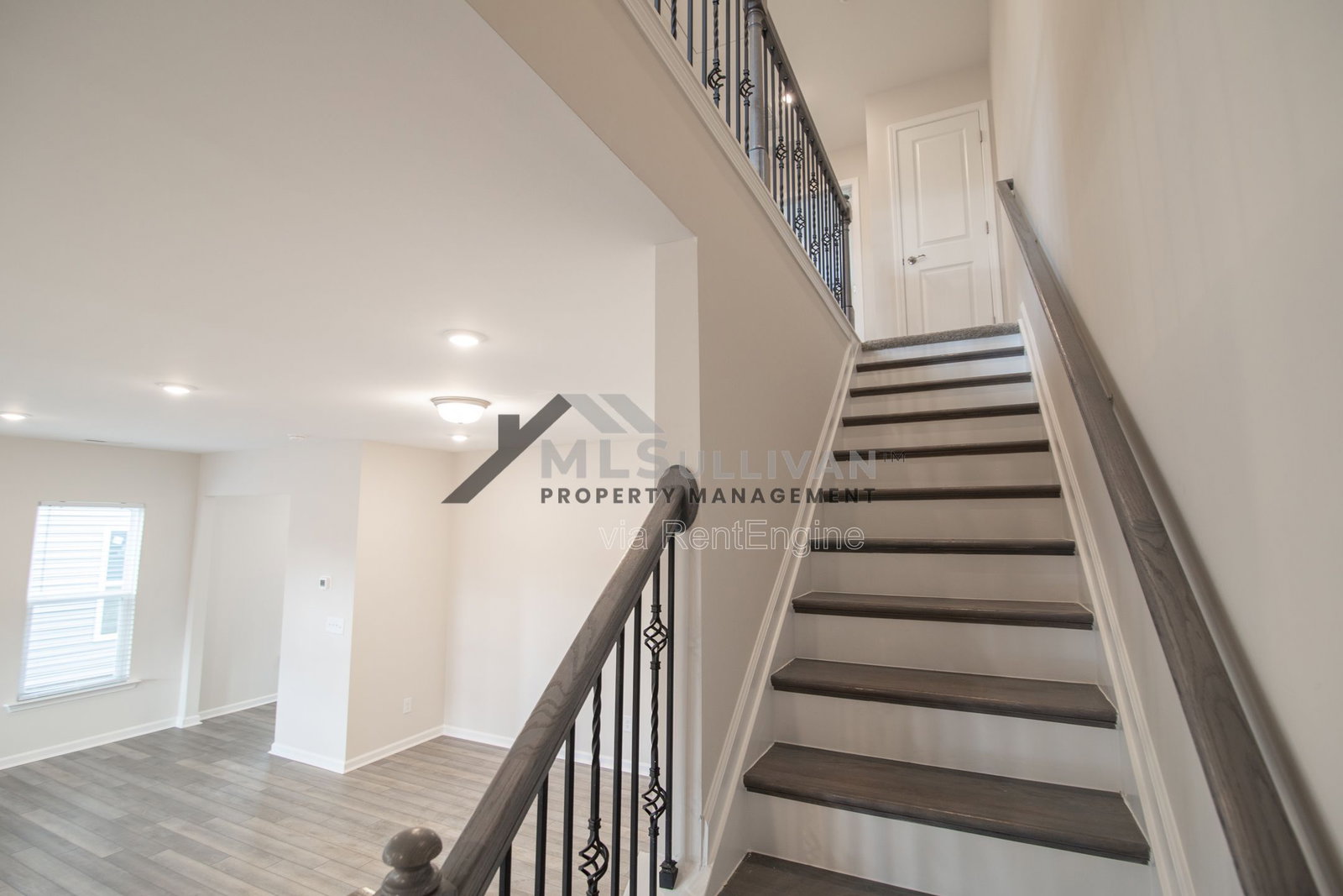Gallery Image 19