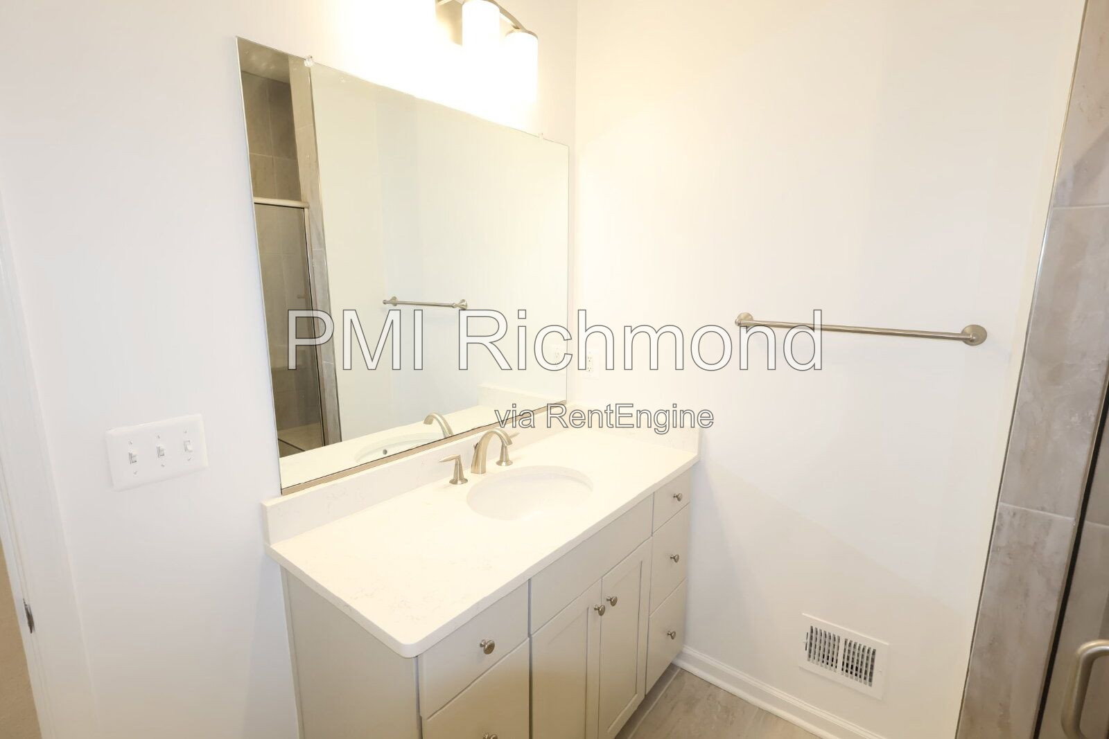 Gallery Image 30