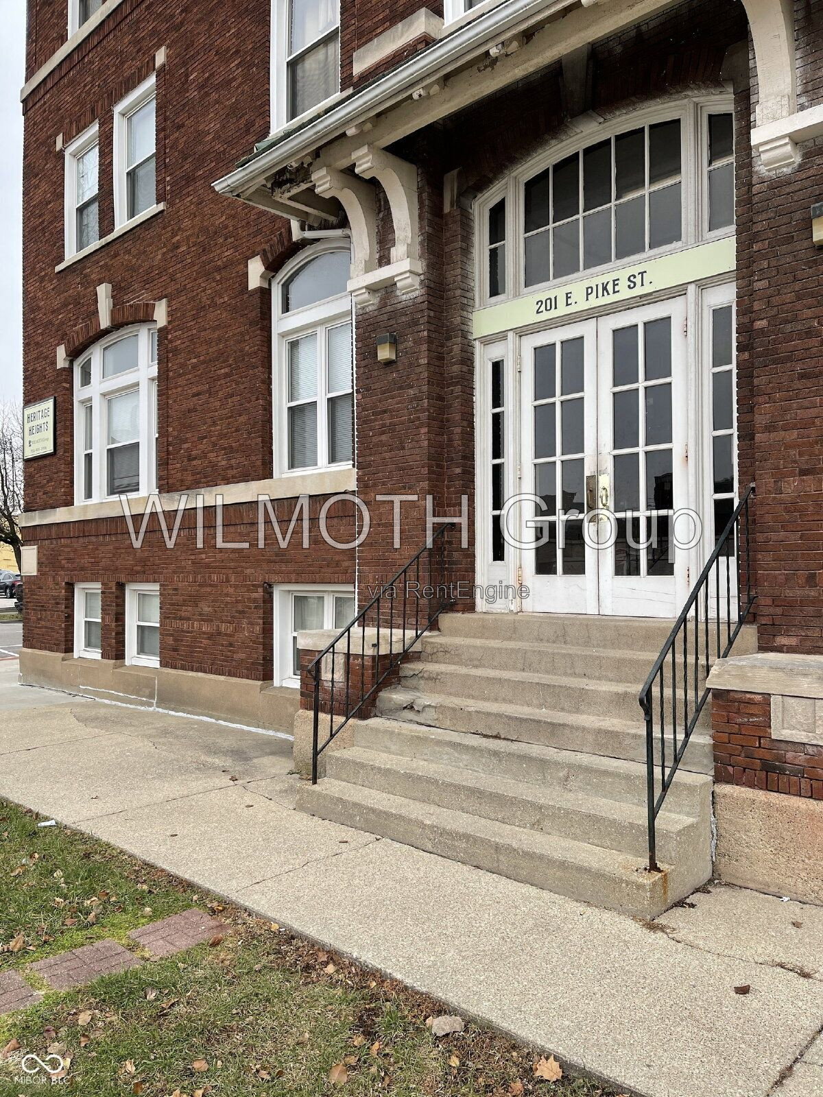 Gallery Image 0