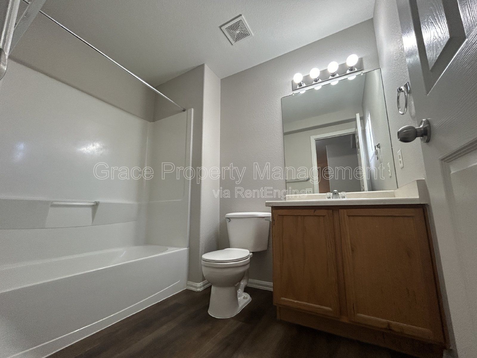 Gallery Image 19