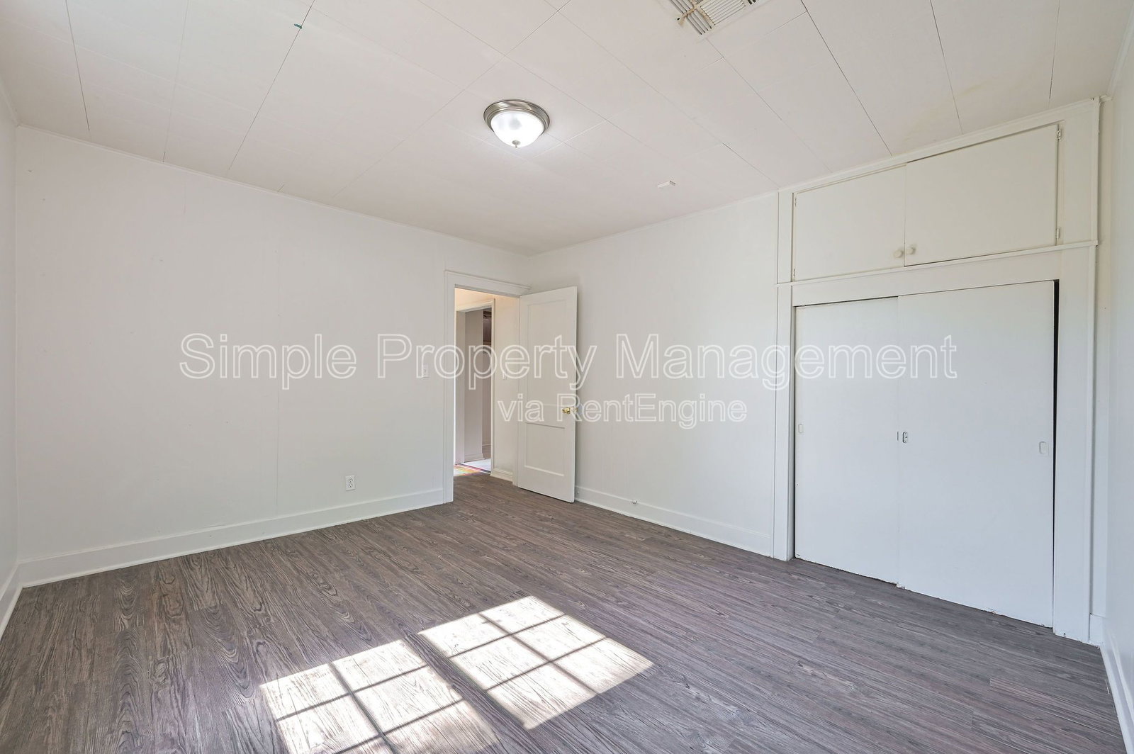 Gallery Image 16