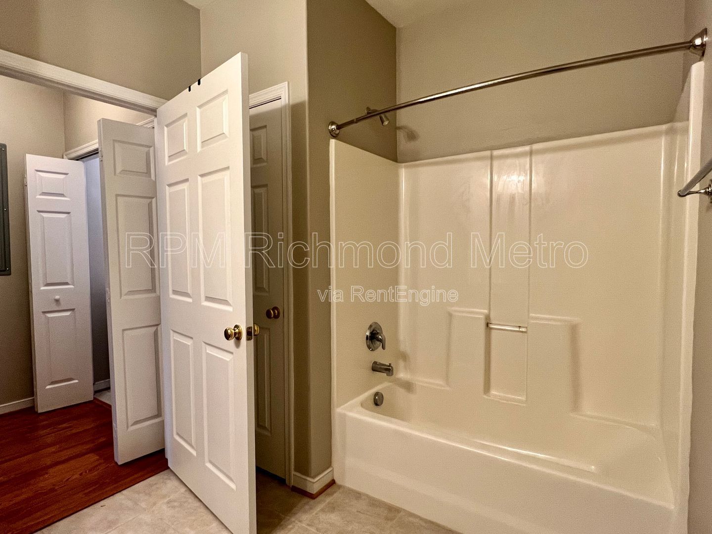 Gallery Image 34
