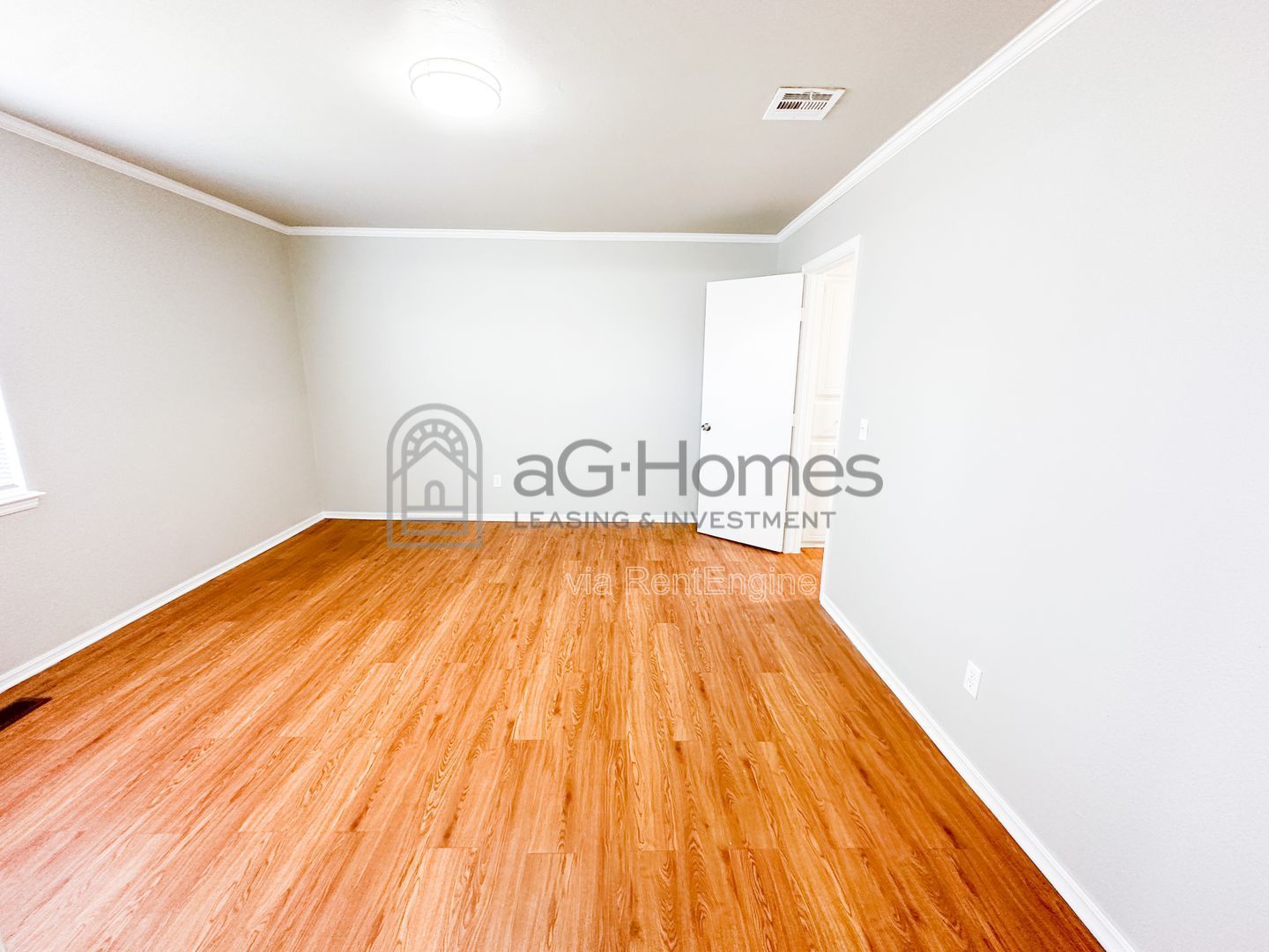 Gallery Image 16