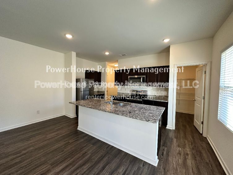 Gallery Image 41