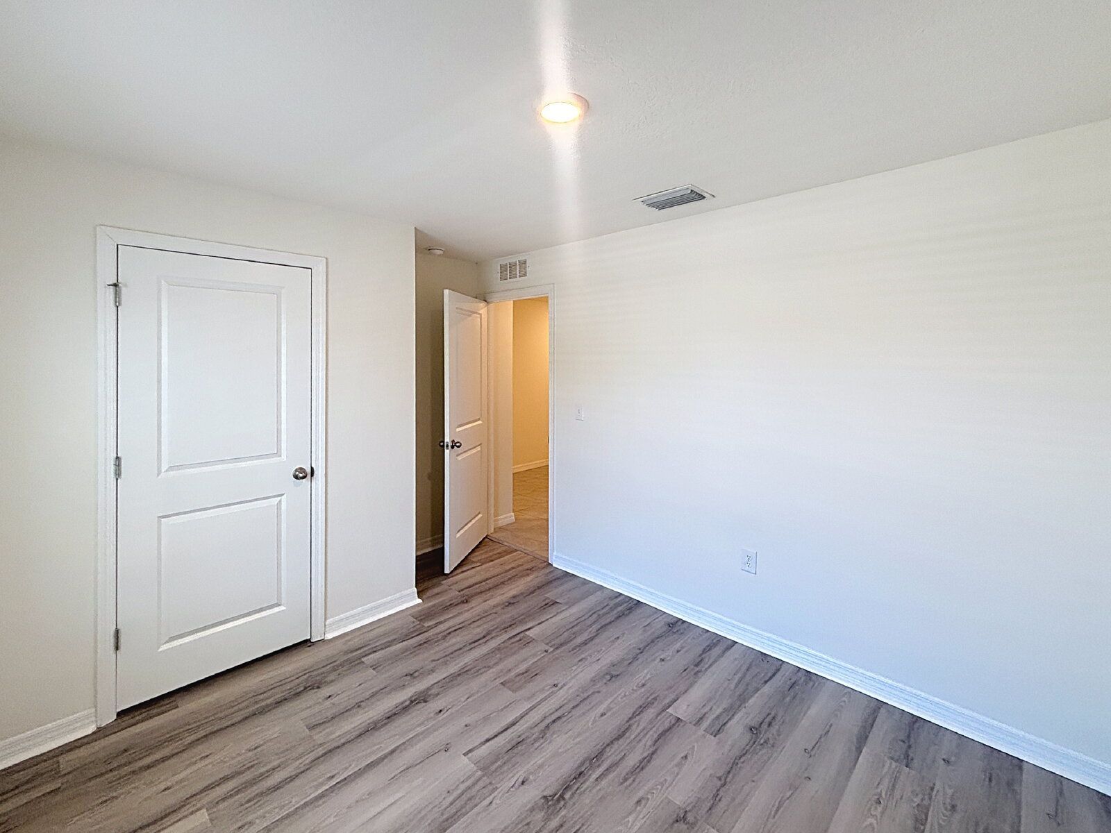 Gallery Image 18