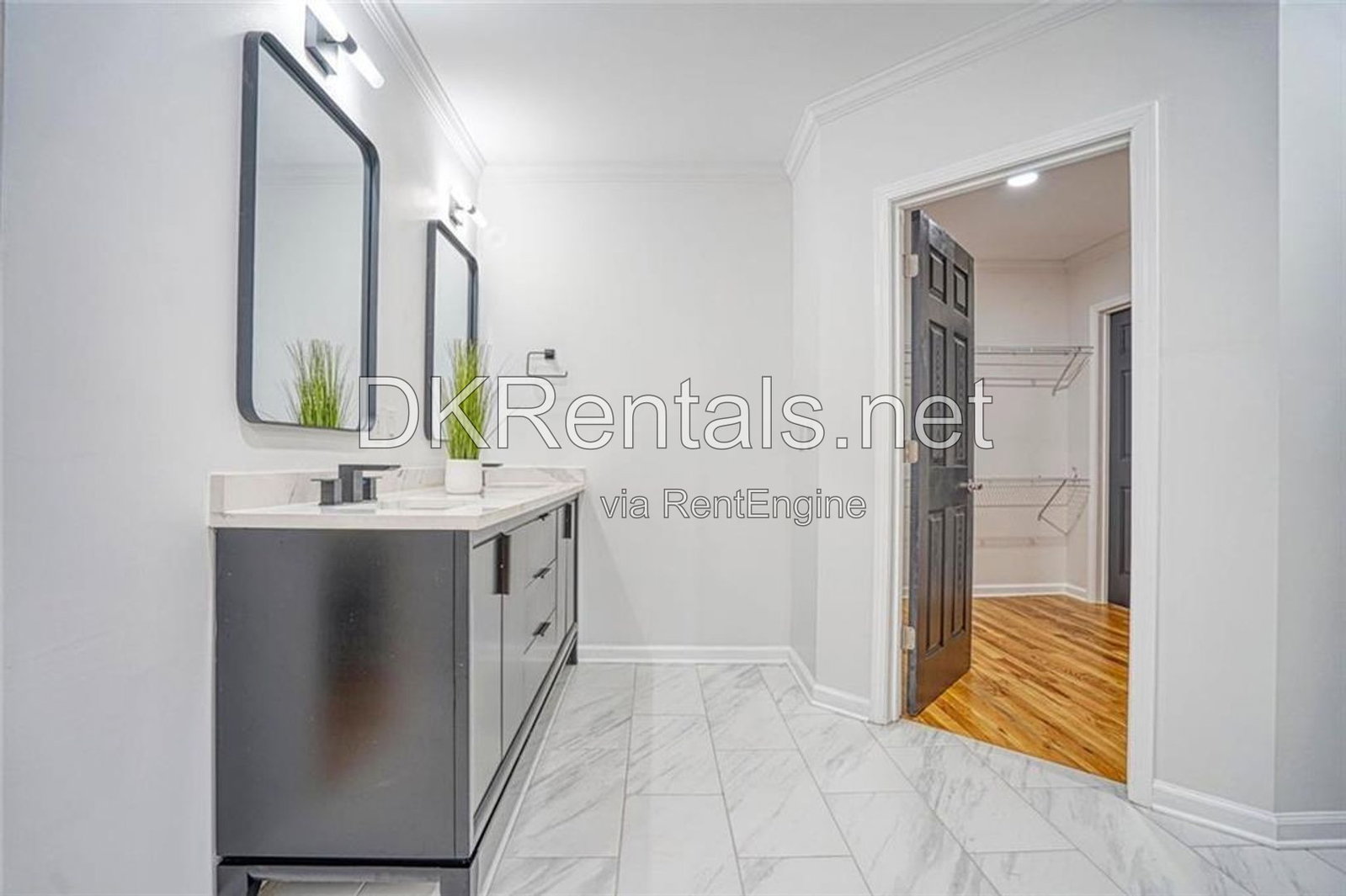 Gallery Image 18
