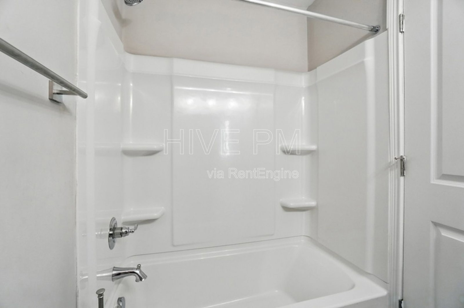 Gallery Image 17