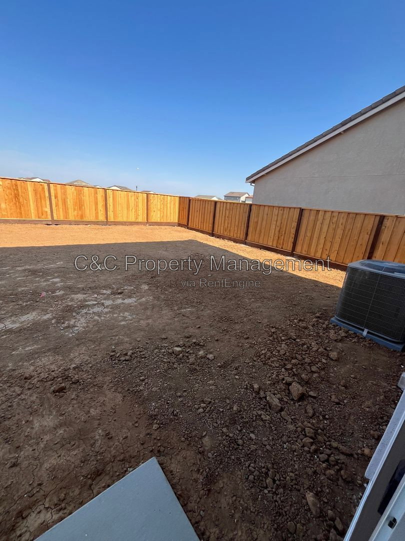 Gallery Image 17