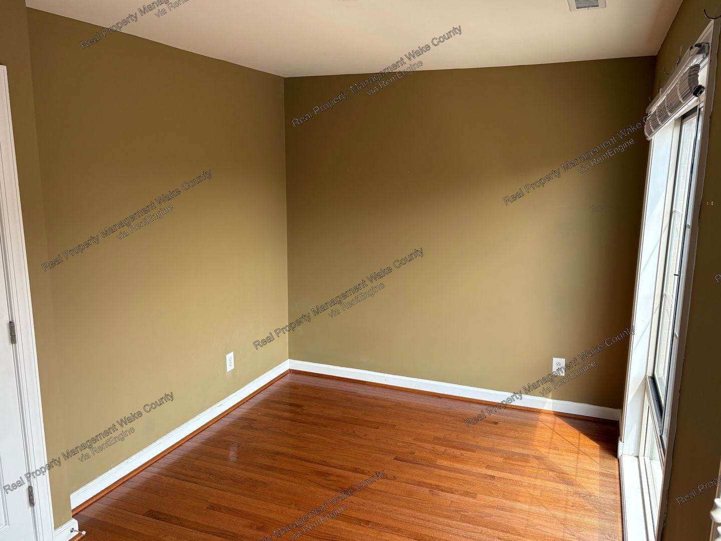 Gallery Image 52