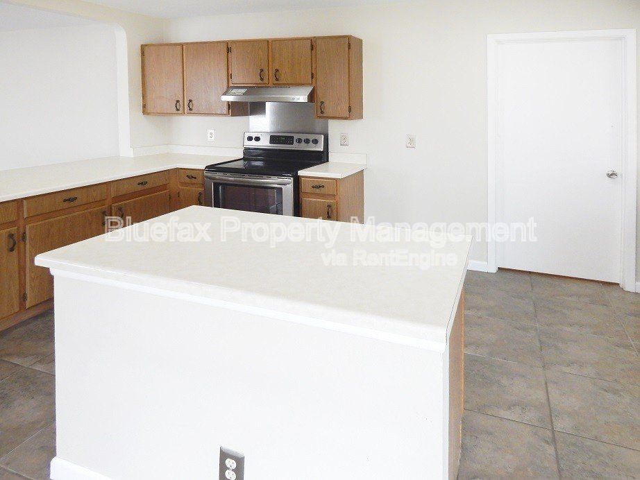 Gallery Image 14