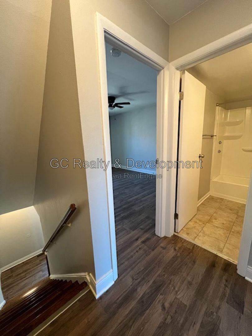 Gallery Image 12
