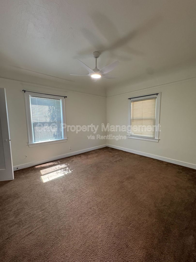 Gallery Image 11
