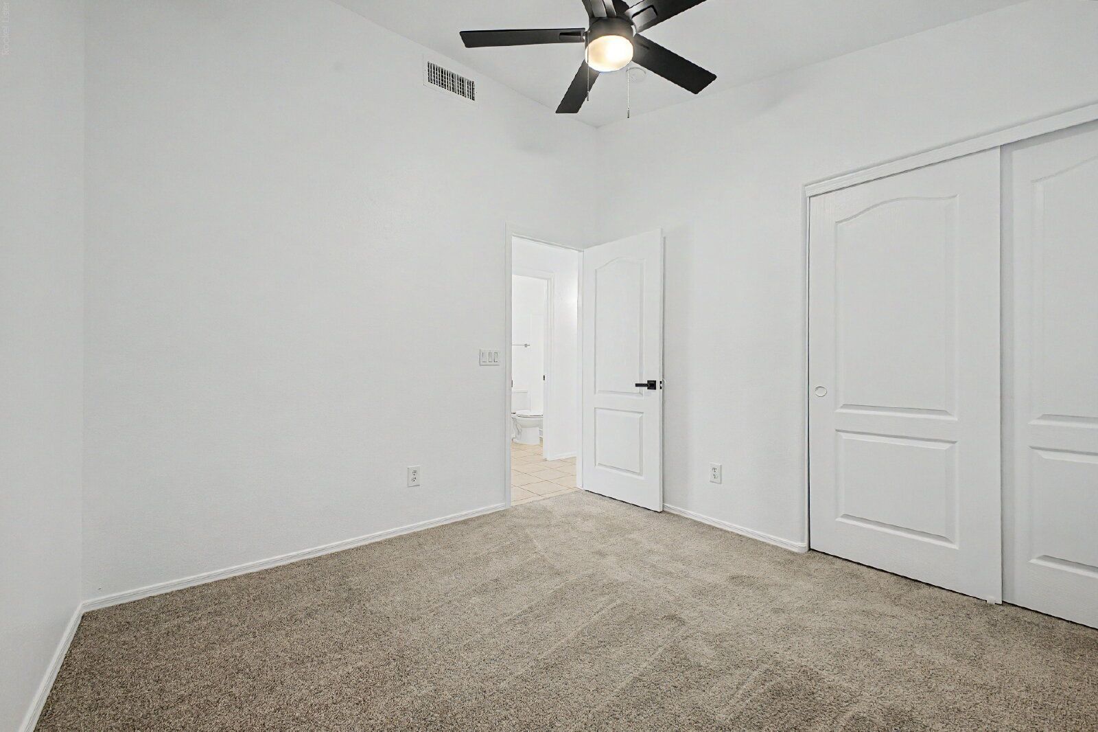 Gallery Image 19