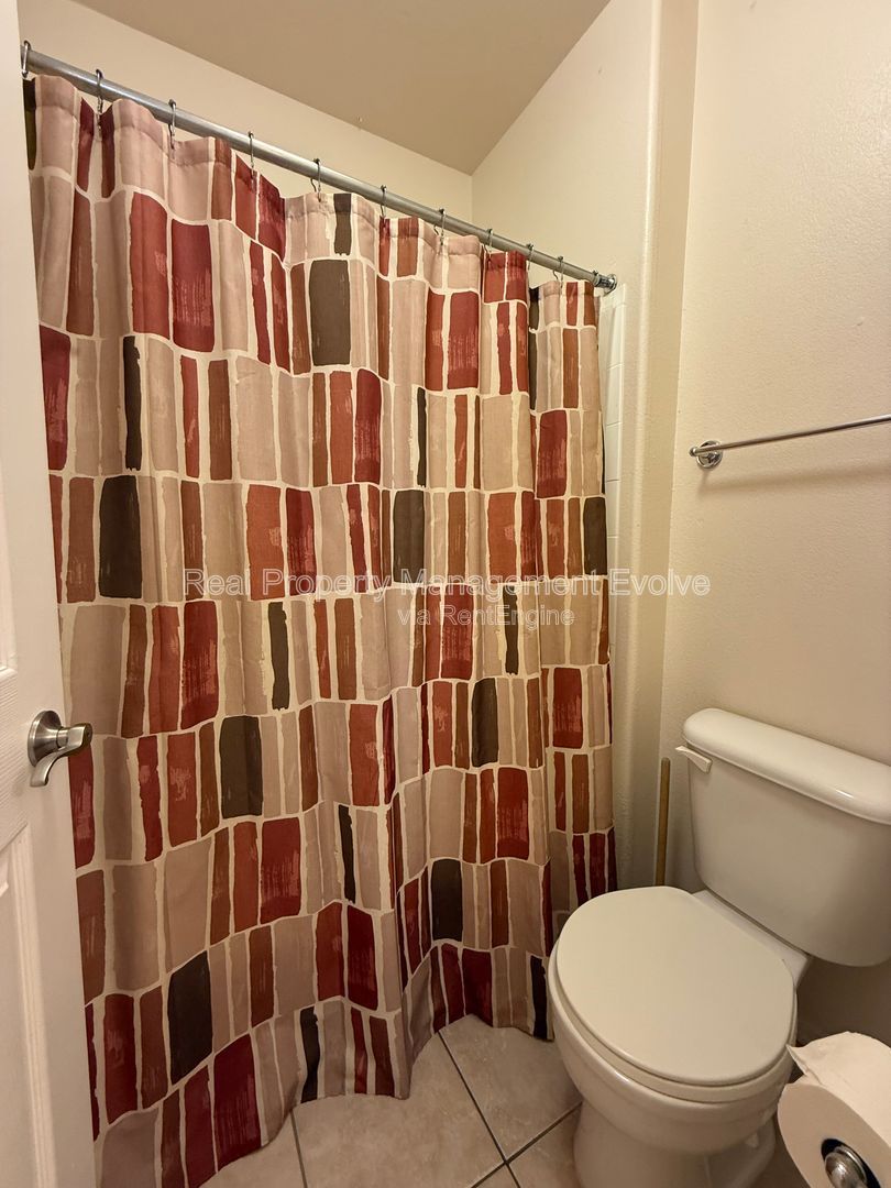 Gallery Image 14